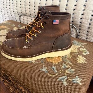 Danner Bull Run Moccasin Toe 6” Boots